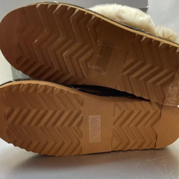 Brand new BARBOUR Suede House Slippers NWT Nancy Tan Suede 6 - Picture 7 of 8